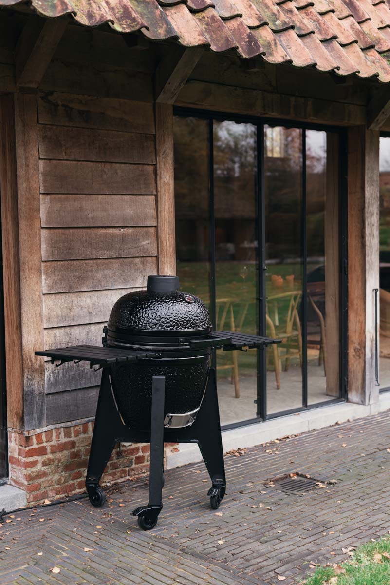 Kamado Outr