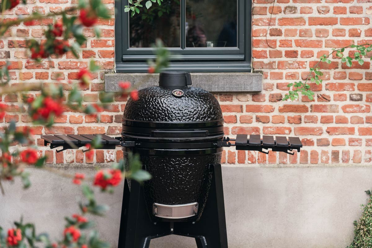 Kamado Outr