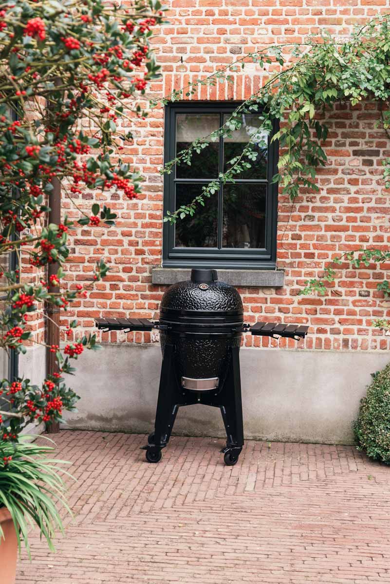 Kamado Outr